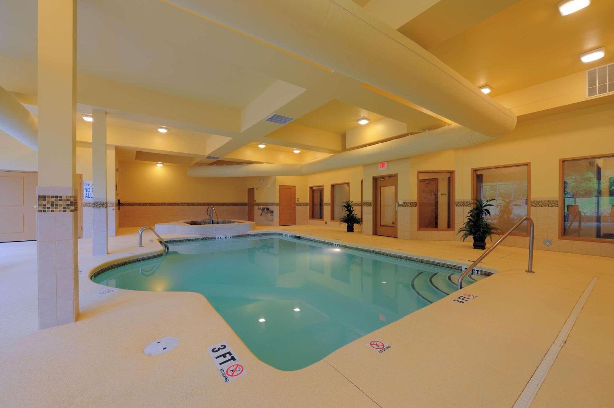 Country Inn & Suites By Radisson, Columbia At Harbison, Sc מראה חיצוני תמונה